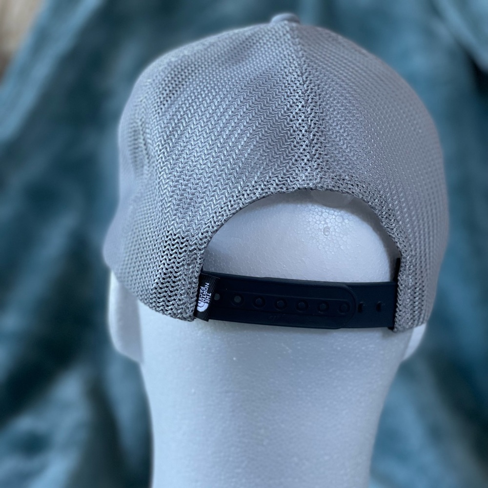 North Face Baseball Cap - Picture 4 of 4